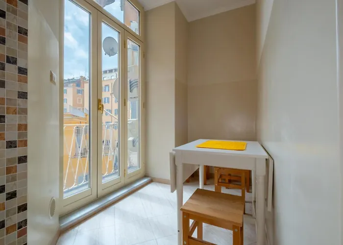 Trevi Fountain Big Apartment Rom